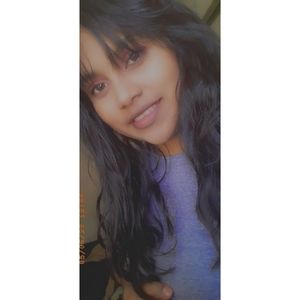 Meet your Posher, Vanesa